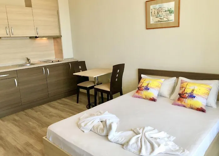 Апартамент Sorrento - Menada Свети Влас