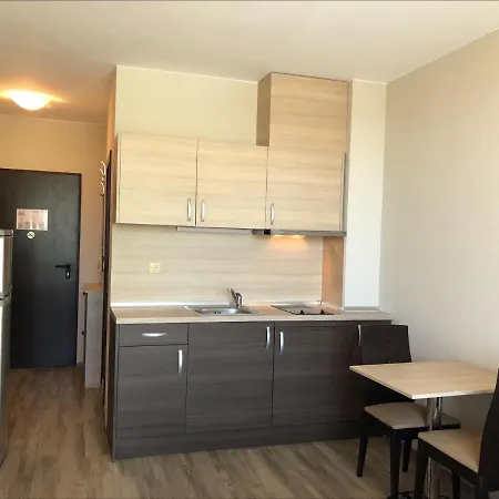 Sorrento - Menada شقة